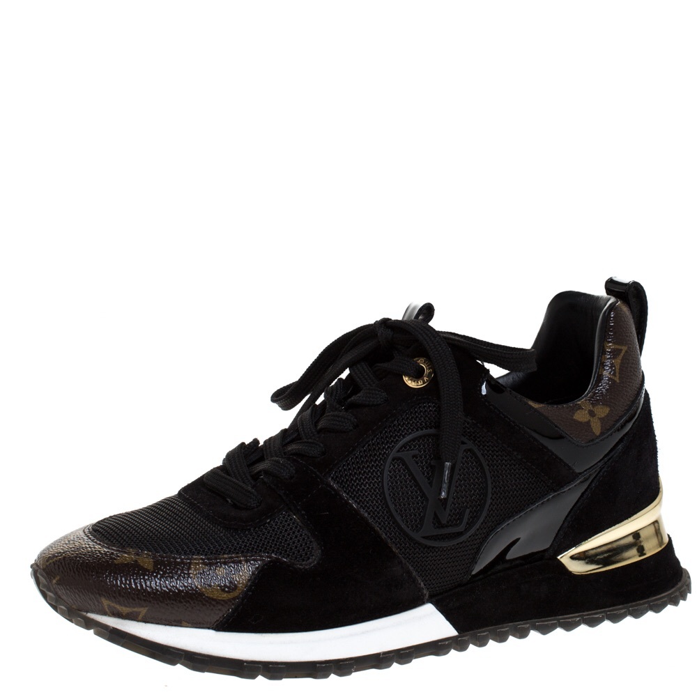 Louis Vuitton Sneakers.